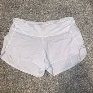 LuLu Shorts Size 4
